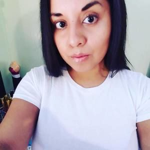 Meet your Posher, Kenia